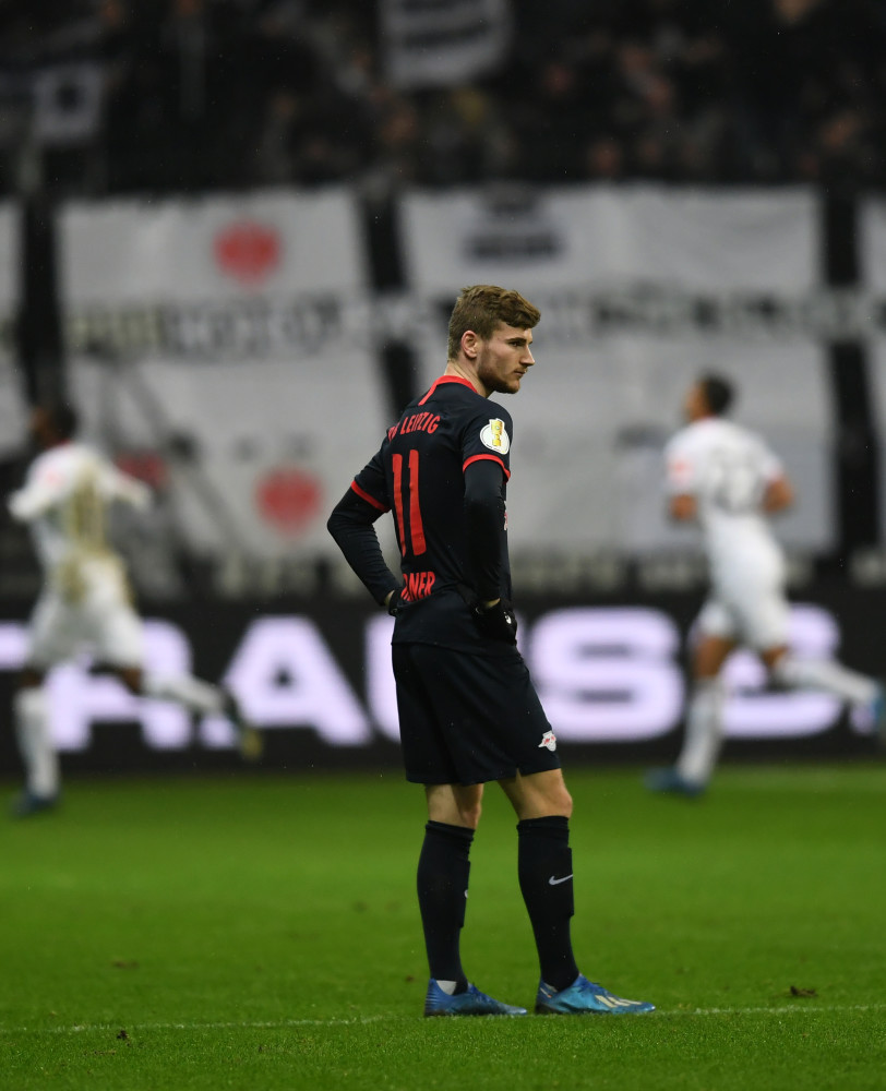 英雄联盟注册-莱比锡训练开放日，窗口期迎来里程碑引欢呼，德国杯在即，细节决定成败