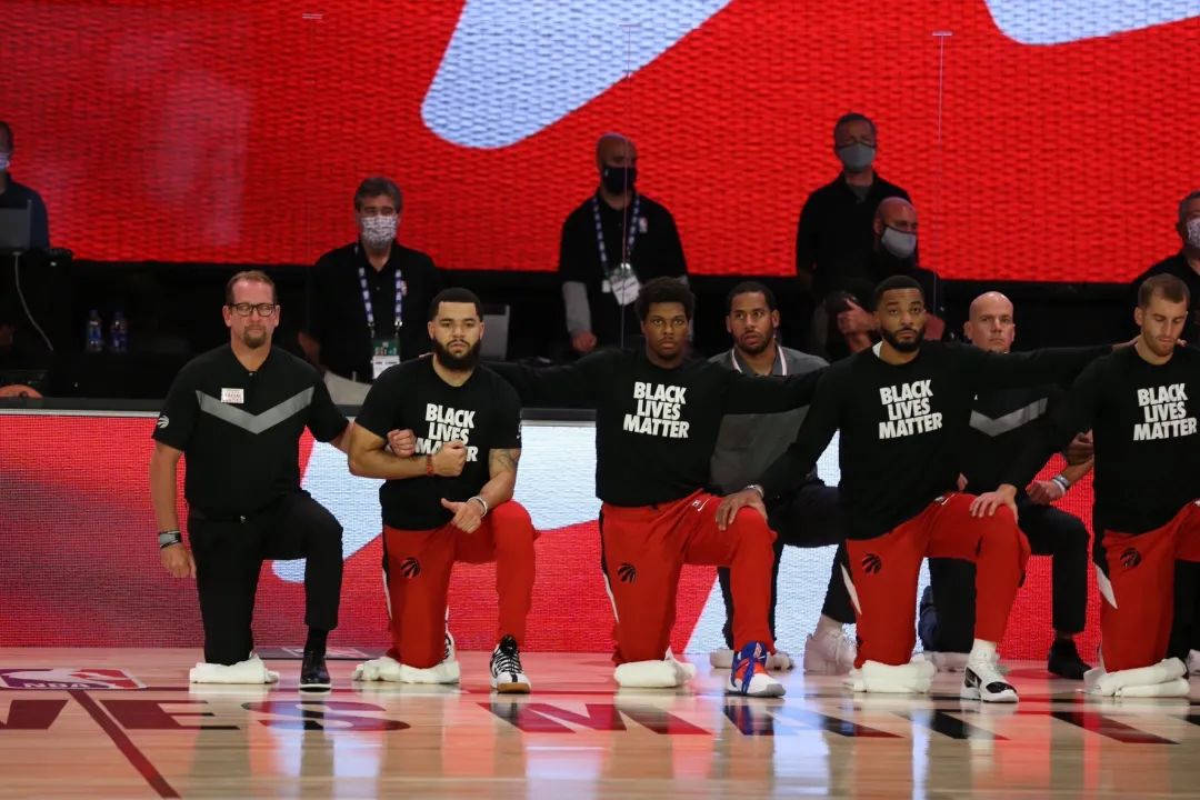 转会期多伦多猛龙备战中超;外线爆发细节曝光;气氛紧张;纪律约束更严格 转会期多伦多猛龙备战中超;外线爆发细节曝光;气氛紧张;纪律约束更严格