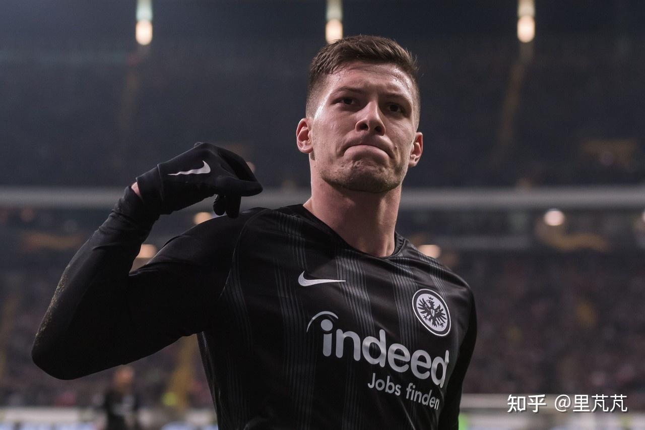 英雄联盟注册-欧联赛程吃紧；广东宏远关键时刻复出首秀；管理层满意；球探报告显示潜力的简单介绍